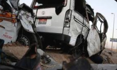 جميعهم من قنا .. مصرع وإصابة 11 شخص في حادث تصادم على طريق وادي وتير بجنوب سيناء